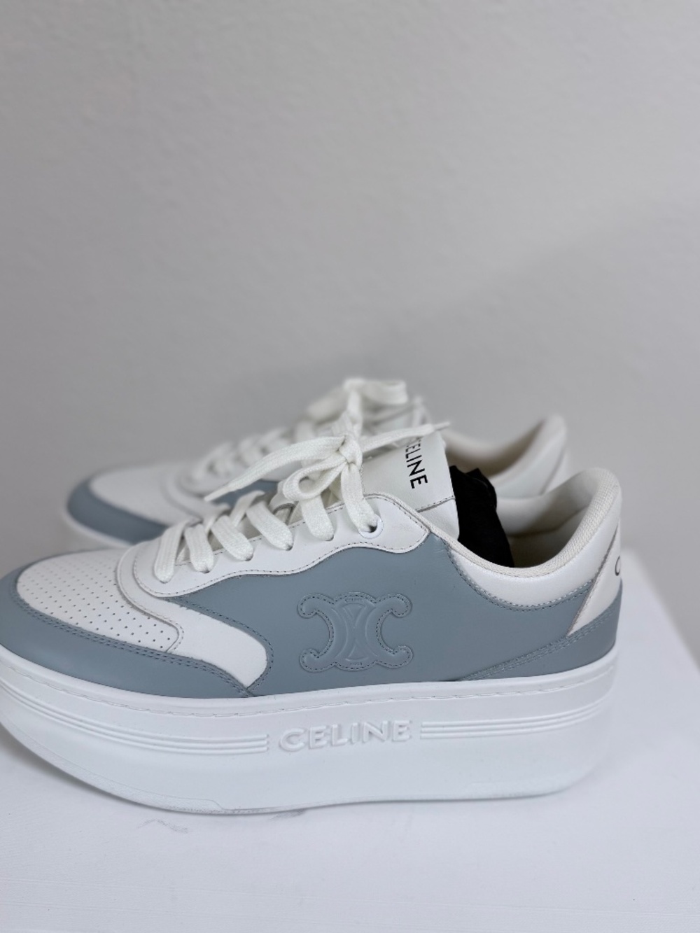 Shoes - Picture 2 of 3